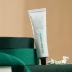 pirkti HARUHARU WONDER Black Bamboo Nourishing Calming Hand & Nail Cream kaina